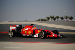 Kimi Räikkönen Bahreini testisõidul